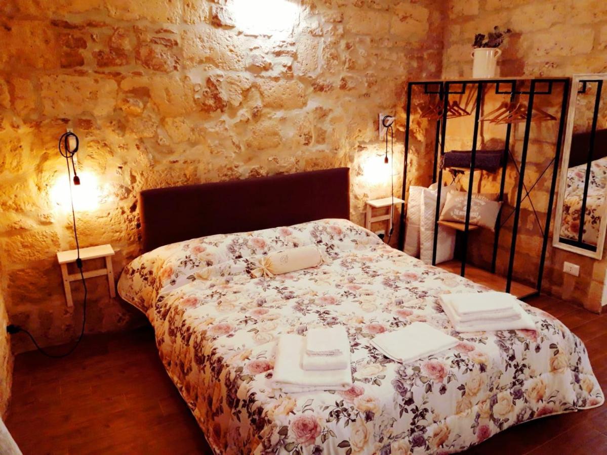 Loft Albicocca Bed & Breakfast Bari Exterior photo