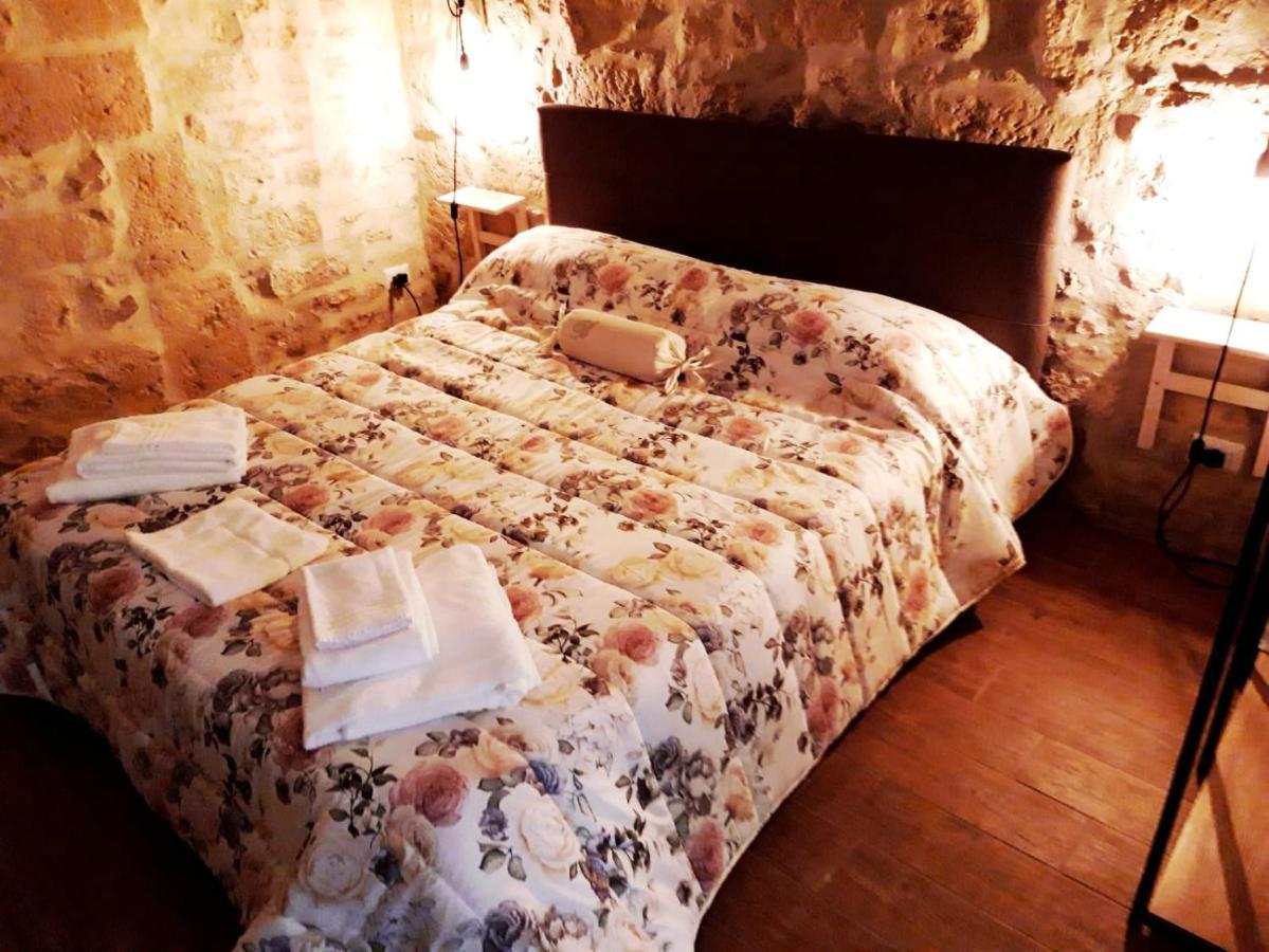 Loft Albicocca Bed & Breakfast Bari Exterior photo